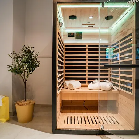Apartment Luxurioeses 100m2 Loft Mit Sauna & Parkplatz - Platz Fuer 4 Personen *