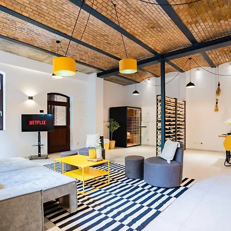Luxurioeses 100m2 Loft Mit Sauna & Parkplatz - Platz Fuer 4 Personen Apartment Wiesbaden