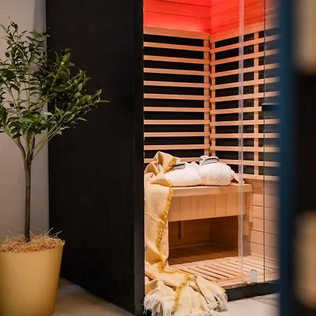 Luxurioeses 100m2 Loft Mit Sauna & Parkplatz - Platz Fuer 4 Personen Apartment