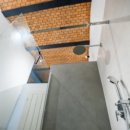 Luxurioeses 100m2 Loft Mit Sauna & Parkplatz - Platz Fuer 4 Personen * Wiesbaden
